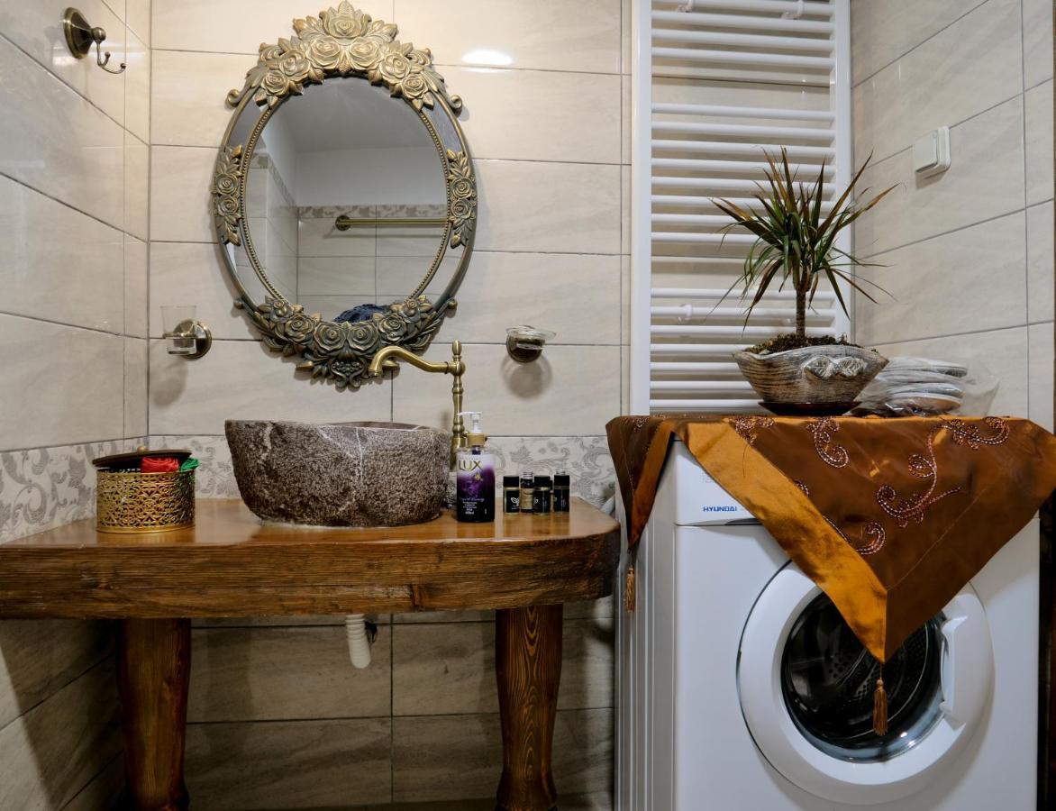 Το Πέτρινο Της Γιαγιάς Μαρίκας Apartman Karpeníszi Kültér fotó